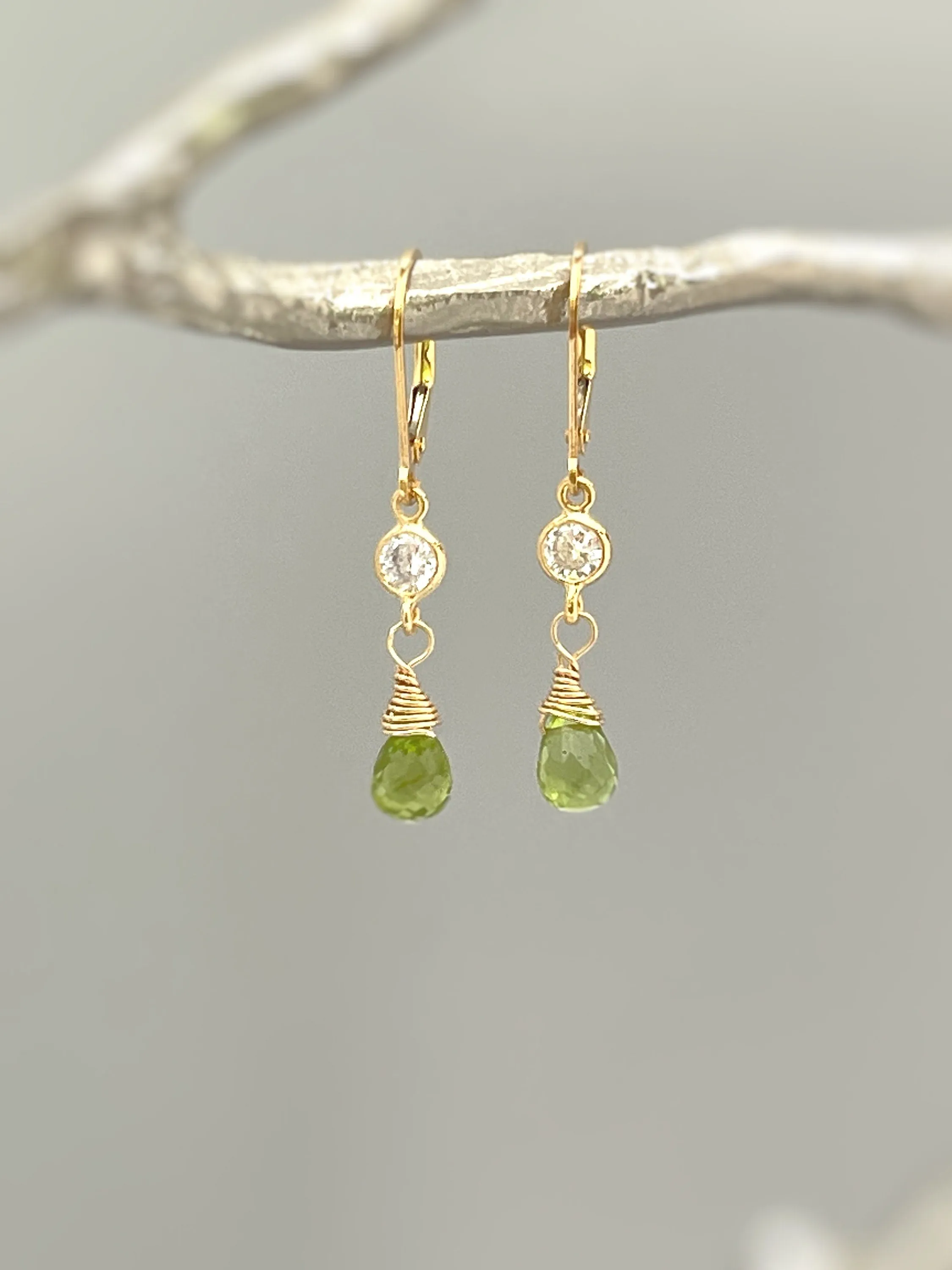 Dainty peridot earrings dangle, 14k Gold crystal