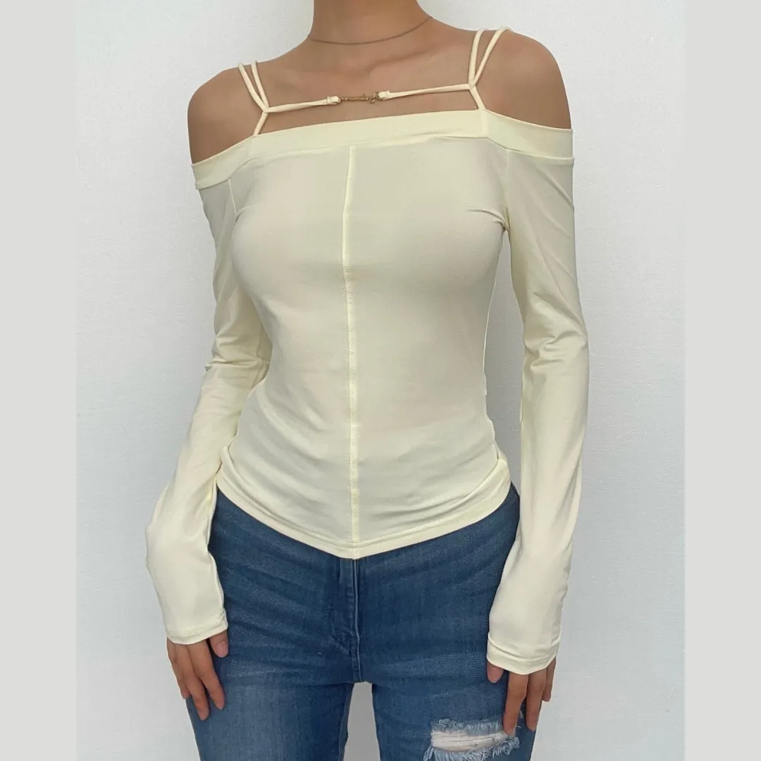 Long sleeve solid metal tag off shoulder top