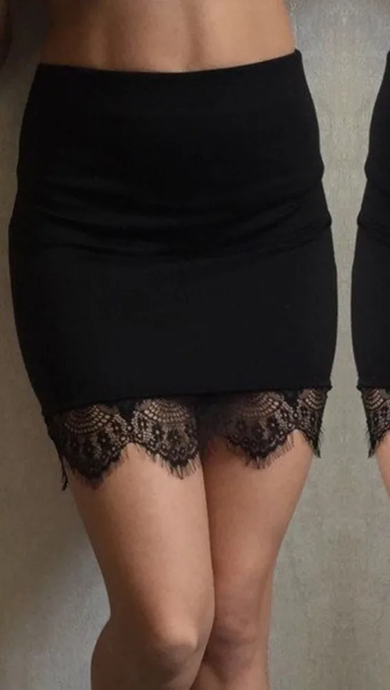 Selvanna Mini Skirt Black Lace Trim